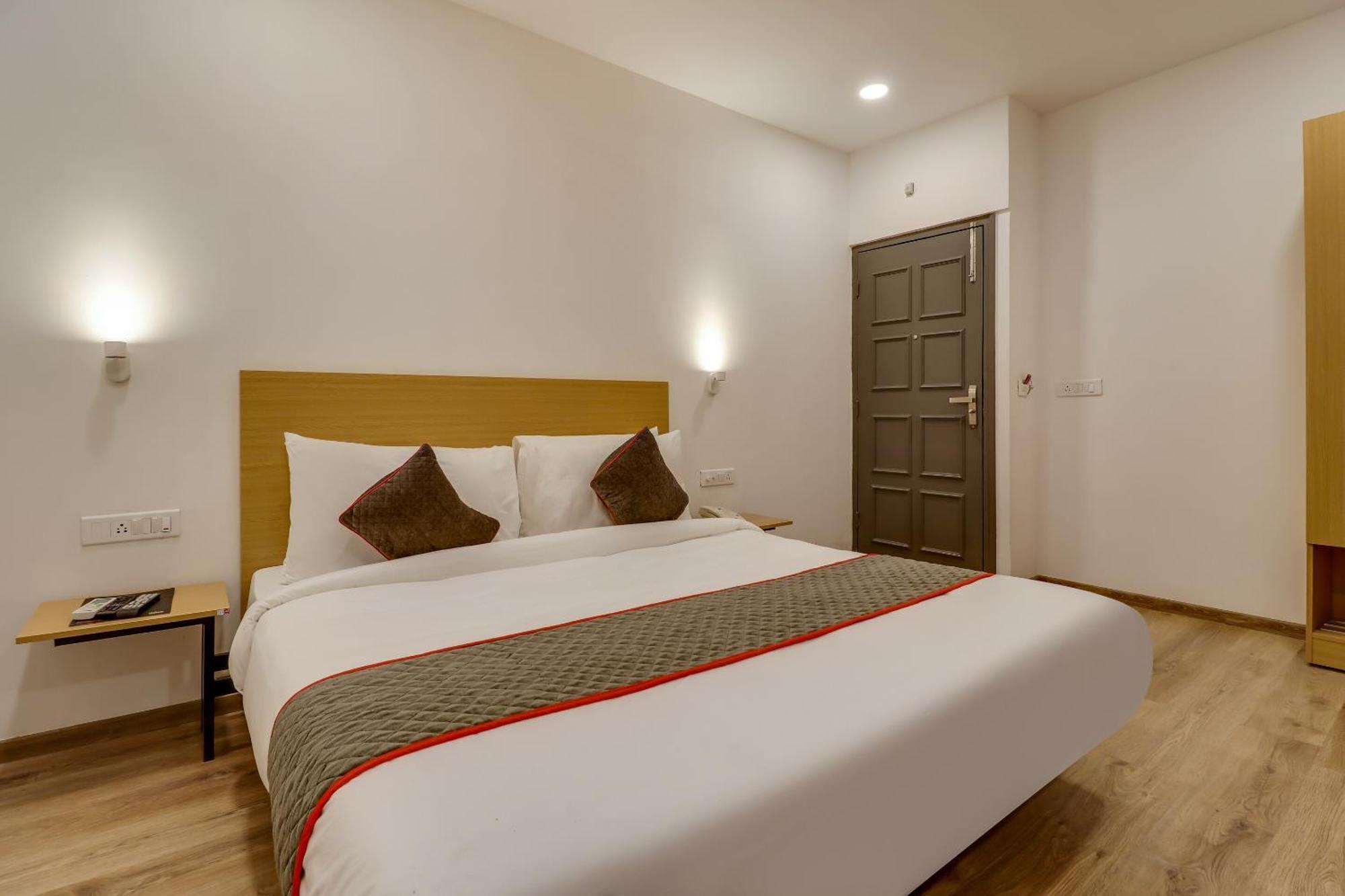 Townhouse Woodland Hotel นาคปุระ ภายนอก รูปภาพ